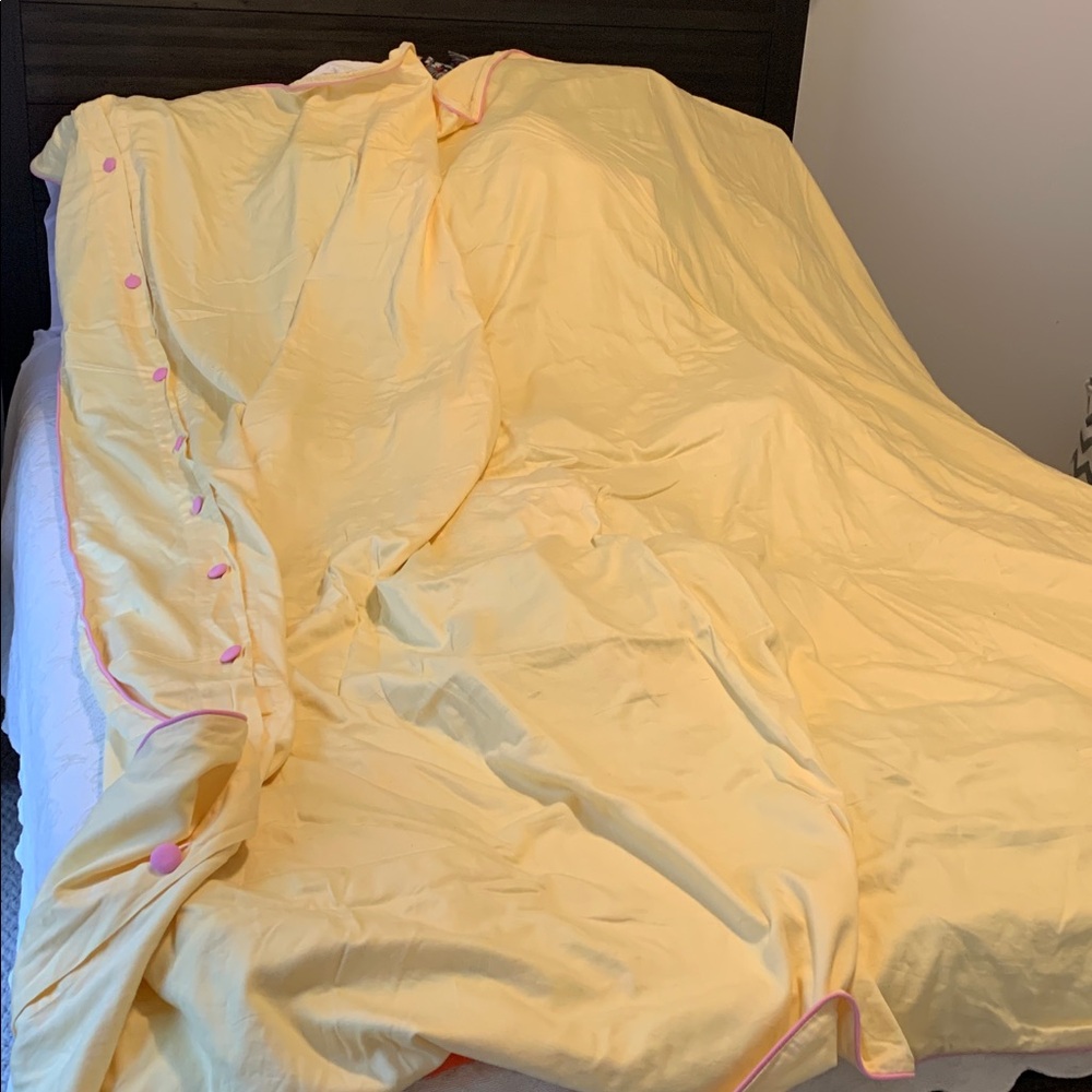 Serena & Lily Yellow and Pink Blanket